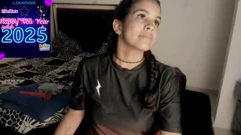 Snapshot of samykiss chatting on 01-03-25, 11:01 SamyHolbrook online show from 01-03-25, 11:01