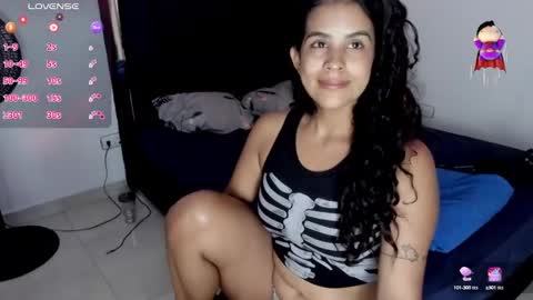 Snapshot of samykiss chatting on 01-24-25, 01:14 SamyHolbrook online show from 01-24-25, 01:14