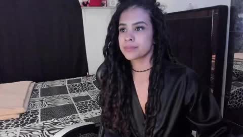 Snapshot of samykiss chatting on 06-29-26, 02:17 SamyHolbrook online show from 06-29-26, 02:17
