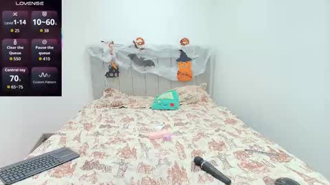 samyq8 online show from 10-24-25, 11:34