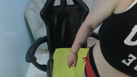 Snapshot of samythomas_t chatting on 02-21-26, 08:21 samythomas_t online show from 02-21-26, 08:21