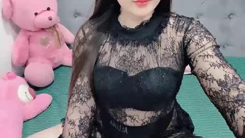 sanami_sian_ online show from 10-07-25, 01:47