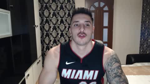Sanchez Erik online show from 01-31-25, 06:35