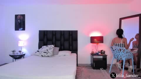 Snapshot of sander_mila chatting on 12-23-24, 08:47 MilaSander online show from 12-23-24, 08:47