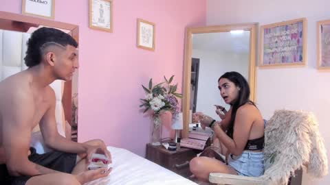 Snapshot of sander_mila chatting on 12-24-24, 01:17 MilaSander online show from 12-24-24, 01:17