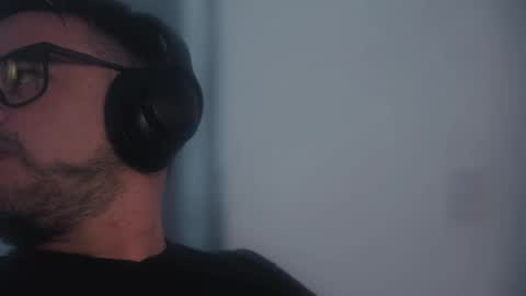 Sanders online show from 04-21-26, 12:12