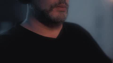 Snapshot of sanders_white chatting on 04-22-26, 01:08 Sanders online show from 04-22-26, 01:08