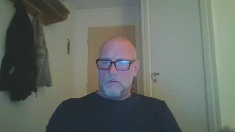 sandnesrune523 online show from 02-14-26, 08:49