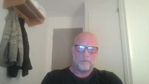 sandnesrune523 online show from 03-18-26, 06:55