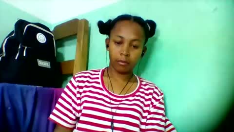 Snapshot of sandra1253099 chatting on 06-17-26, 07:11 sandra1253099 online show from 06-17-26, 07:11
