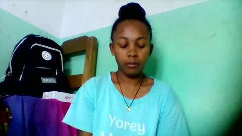 Snapshot of sandra1253099 chatting on 06-22-26, 05:15 sandra1253099 online show from 06-22-26, 05:15