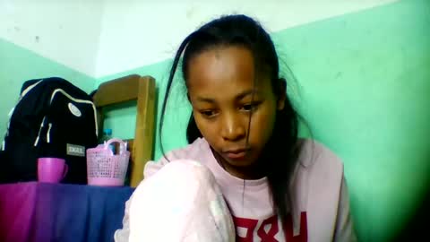 Snapshot of sandra1253099 chatting on 07-05-26, 06:04 sandra1253099 online show from 07-05-26, 06:04