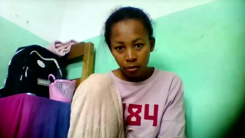 Snapshot of sandra1253099 chatting on 07-06-26, 06:10 sandra1253099 online show from 07-06-26, 06:10