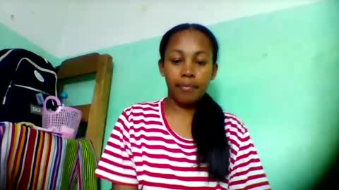 Snapshot of sandra1253099 chatting on 07-12-26, 06:10 sandra1253099 online show from 07-12-26, 06:10