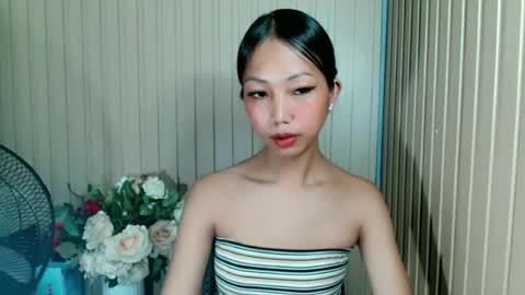 Snapshot of sandra_cruzz chatting on 06-27-26, 05:01 sandra online show from 06-27-26, 05:01