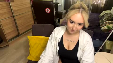 Snapshot of sandra_dimonds chatting on 06-02-26, 01:46 sandra dimonds online show from 06-02-26, 01:46