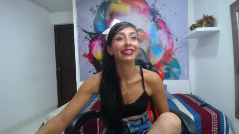 Snapshot of sandra_petite19 chatting on 05-04-26, 03:13 sandra online show from 05-04-26, 03:13
