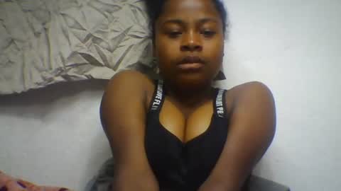 Snapshot of sandraalyd chatting on 07-16-26, 05:35 sandraalyd online show from 07-16-26, 05:35