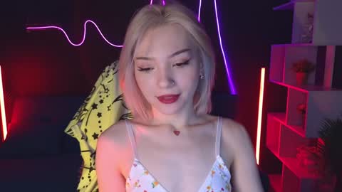 Snapshot of sandraboyl chatting on 01-22-25, 01:20 Sandy online show from 01-22-25, 01:20