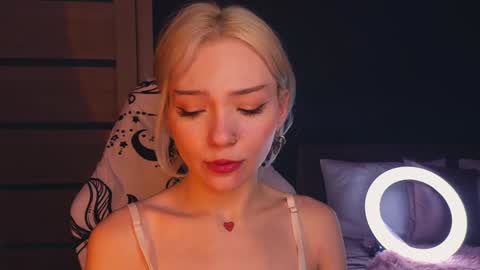 Snapshot of sandraboyl chatting on 01-24-25, 04:16 Sandy online show from 01-24-25, 04:16