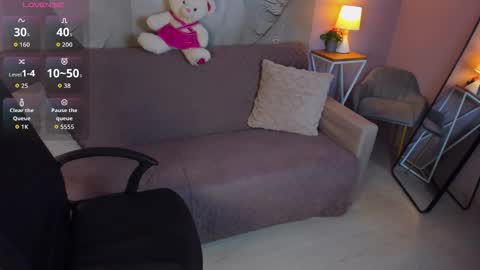 Snapshot of sandraeleson chatting on 02-22-26, 04:02 Sandra online show from 02-22-26, 04:02