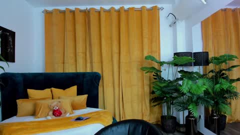 Sandra online show from 11-14-25, 06:50