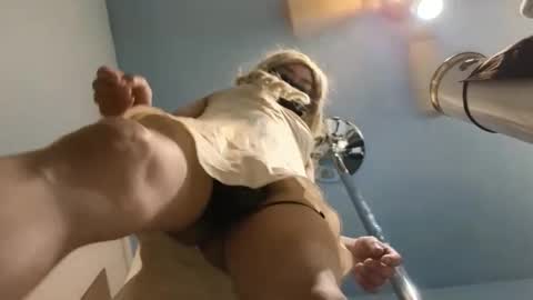 Sandra online show from 12-22-24, 09:44