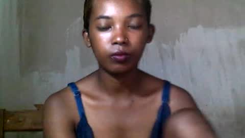 sandrine718 online show from 03-19-26, 06:50