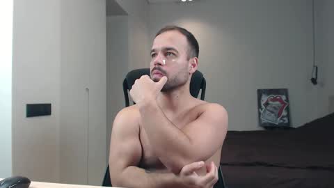 Snapshot of sandro_best chatting on 04-23-26, 09:52 DeAlex online show from 04-23-26, 09:52