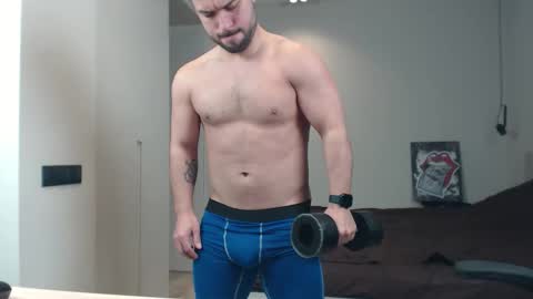 Snapshot of sandro_best chatting on 04-23-26, 12:29 DeAlex online show from 04-23-26, 12:29