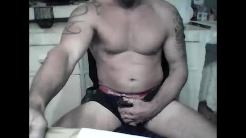 Snapshot of sandsyl27 chatting on 10-20-25, 05:08 sand online show from 10-20-25, 05:08