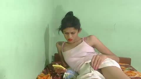 Snapshot of sandunimaneesha23 chatting on 07-22-26, 06:00 sandunimaneesha23 online show from 07-22-26, 06:00