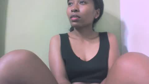 sandy735579 online show from 10-25-25, 08:55