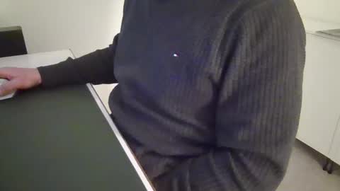 Snapshot of sandydk chatting on 02-17-25, 08:47 sandydk online show from 02-17-25, 08:47