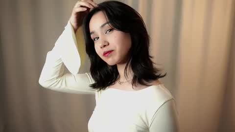 Snapshot of sandyhaggen chatting on 11-09-25, 08:07 Aoi online show from 11-09-25, 08:07