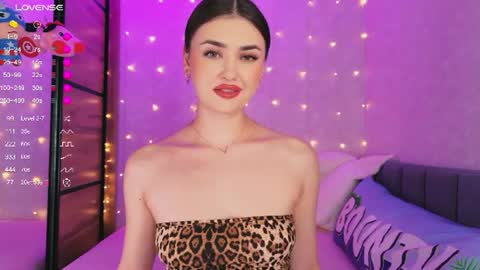 Snapshot of sandysweetie chatting on 06-26-26, 05:45 Sandy online show from 06-26-26, 05:45