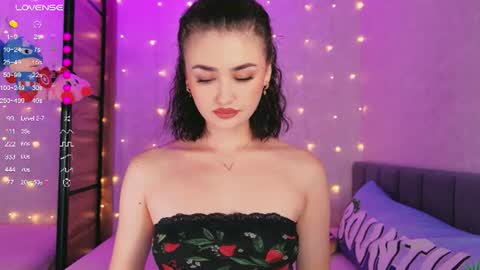 Snapshot of sandysweetie chatting on 07-14-26, 01:28 Sandy online show from 07-14-26, 01:28