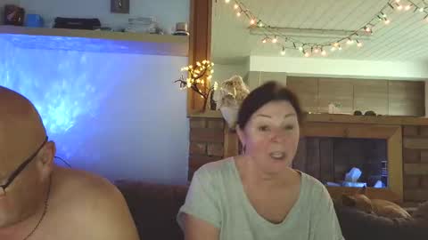 sanroom online show from 11-15-25, 01:40