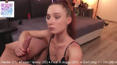 Sansa and Alex online show from 11-03-25, 07:20