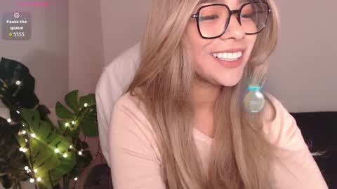 secret online show from 04-11-26, 05:23