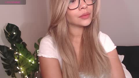 secret online show from 04-19-26, 02:33