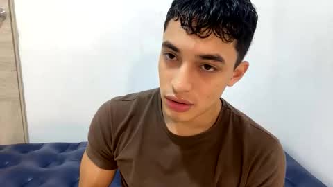 Snapshot of santi36rt chatting on 05-16-26, 11:03 santi36rt online show from 05-16-26, 11:03