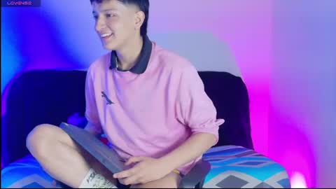 santi online show from 06-14-26, 08:11