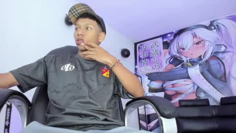 Snapshot of santiago_boyy chatting on 02-22-25, 12:08 Thiago online show from 02-22-25, 12:08