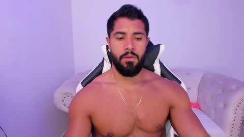 santiago_huntt online show from 11-25-25, 12:49