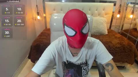 SANTIAGO  online show from 03-08-26, 10:35