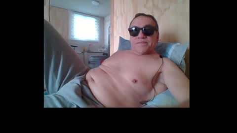 Snapshot of santiago_n chatting on 07-28-26, 02:13 santiago_n online show from 07-28-26, 02:13