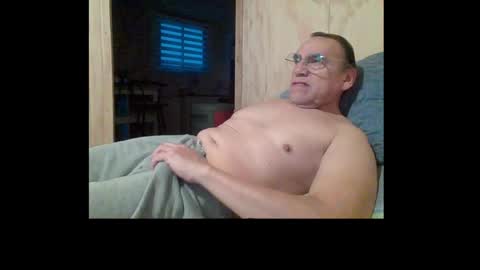 Snapshot of santiago_n chatting on 07-29-26, 11:41 santiago_n online show from 07-29-26, 11:41