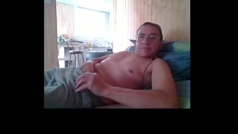 Snapshot of santiago_n chatting on 07-30-26, 02:49 santiago_n online show from 07-30-26, 02:49