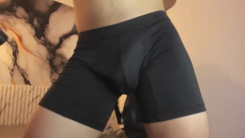 Snapshot of santiagocool chatting on 05-07-26, 09:20 santiagocool online show from 05-07-26, 09:20